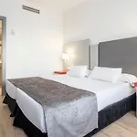 Otel Ilunion Romareda