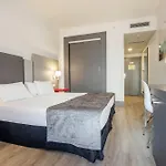 Otel Ilunion Romareda 4*