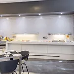 Ilunion Romareda Otel