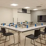 伊鲁尼翁罗曼瑞达酒店 4* 萨拉戈萨