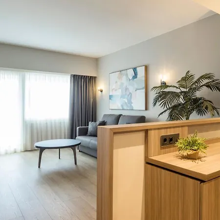 Ilunion Romareda Отель 4*