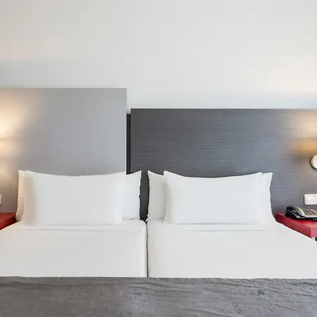 Ilunion Romareda Saragozza