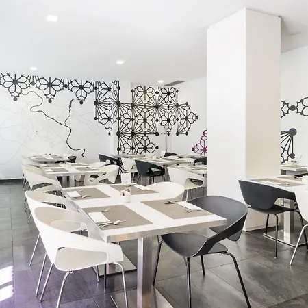 Ilunion Romareda Hotel