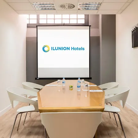 Hotel Ilunion Romareda 4*