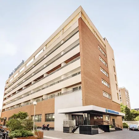 Ilunion Romareda Hotel 4*