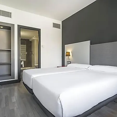 Ilunion Romareda Hotel Zaragoza