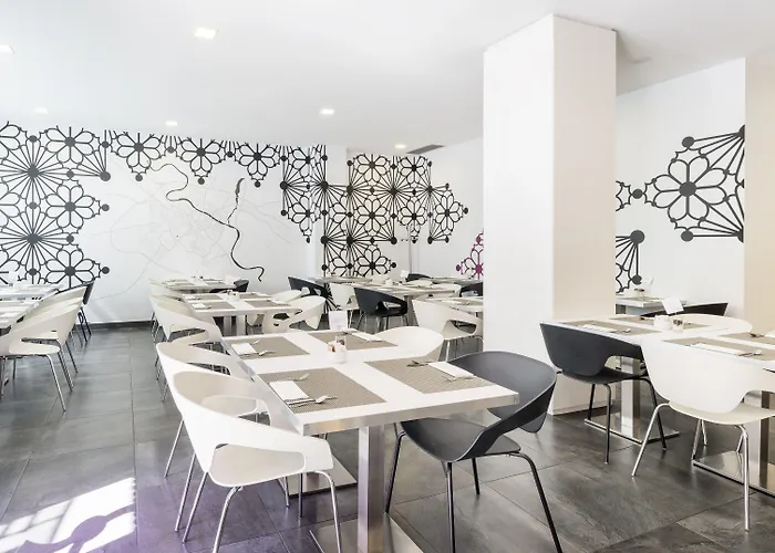 Ilunion Romareda Hotel