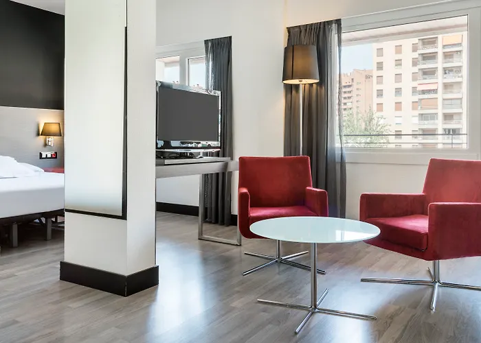 Hotell Ilunion Romareda 4*